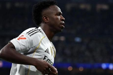 لتمويل صفقة هالاند.. ريال مدريد يخطط لبيع فينيسيوس 
