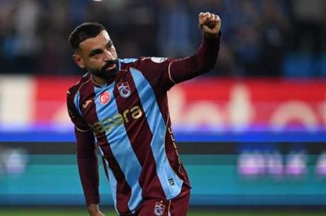 طقس غريب من جماهير طرابزون من أجل محمد صلاح 