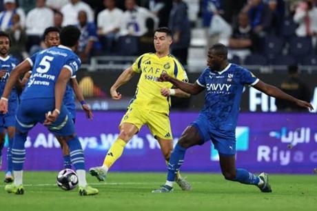 أوراق الرابحة تعود للواجهة.. قمة الهلال ضد النصر ترفض أنصاف الحلول 