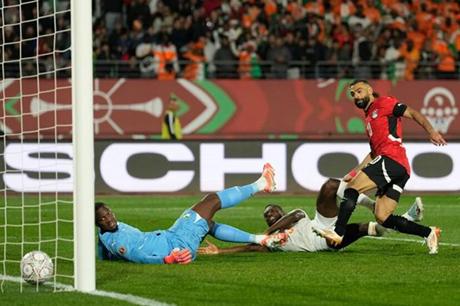 عاجل : صلاح يعبر بمصر محطة كوت ديفوار إلى نصف نهائي كأس إفريقيا 