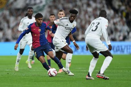 الذكاء الاصطناعي يتوقع نتيجة كلاسيكو السوبر 