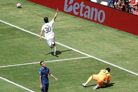 جونزالو جارسيا يكتب التاريخ في كلاسيكو السوبر الإسباني 