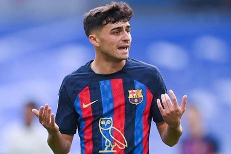 بيدري يَكشف دور أراوخو السري في فوز برشلونة 