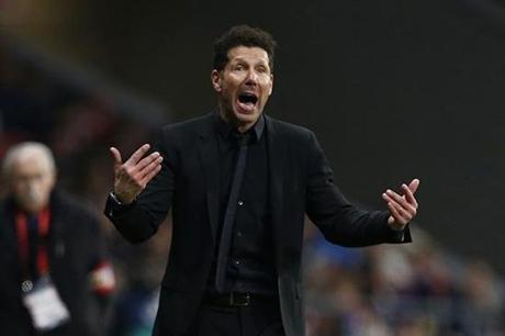 سيميوني يعتذر لفلورنتينو وفينيسيوس: لم يكن تصرّفي صحيحًا 