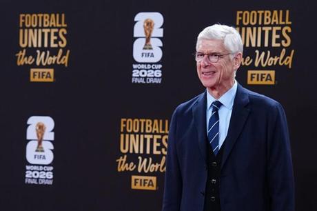 أوروبا تقف ضد تعديل فينغر لقانون التسلل 