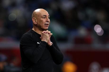 إتحاد الكرة المصري يجدد الثقة بحسام حسن 