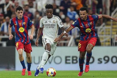 الذكاء الاصطناعي يتوقع بطل الدوري الإسباني 