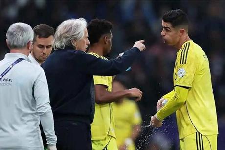 النصر يسعى لضم برونو فرنانديز بمساعدة رونالدو 