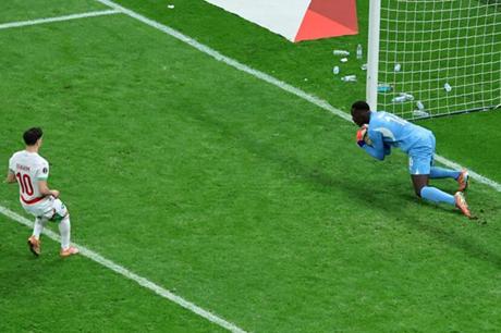 عاجل : إبراهيم دياز ينشر بيانا مؤثرا بعد إهداره ركلة الجزاء أمام السنغال 