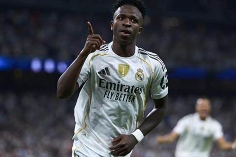 علامة جديدة على تجديد فينيسيوس عقده مع ريال مدريد 