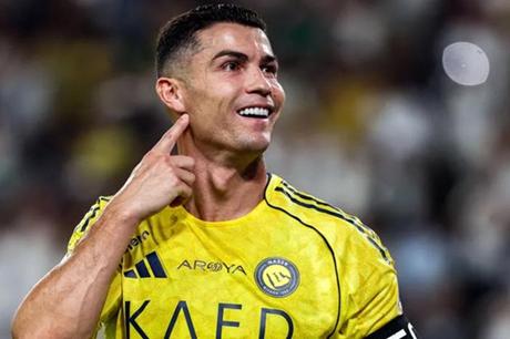رونالدو يهدي النصر فوزا ثمينا على حساب ضمك 
