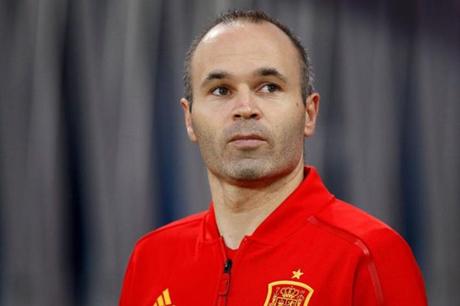 إنييستا يقترب من المنتخب المغربي 