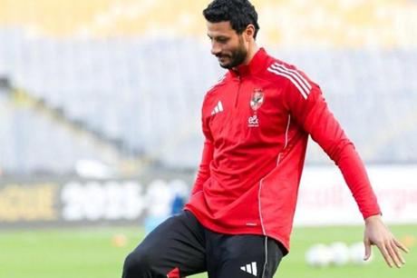الأهلي يمتص غضب الشناوي من قرار توروب عبر جلسة 