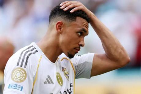 بعد أنباء التخلي عنه.. أربيلوا يحدد موقفه من بيع أرنولد 