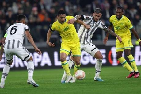 رسميا أحمد القنطاري مدربا لنادي نانت الفرنسي 