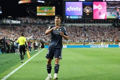 بطل ألمانيا يدخل الصراع على ضم جونزالو جارسيا من ريال مدريد 