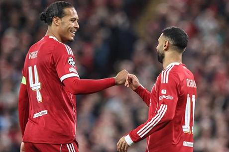 هل يودع صلاح ليفربول بعد كأس إفريقيا؟.. فان دايك يرد ويكشف موقفه 