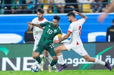 الأردن والسعودية.. نصف نهائي يحمل ذاكرة 15 مواجهة 