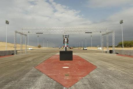 انطلاق أول سباق "دراغ ريس" رسمي في الأردن الجمعة 