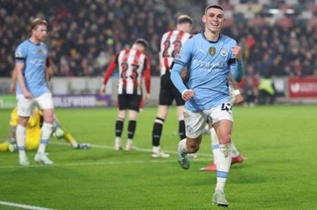 فودين يوضح أسباب فوز مانشستر سيتي على كريستال بالاس 