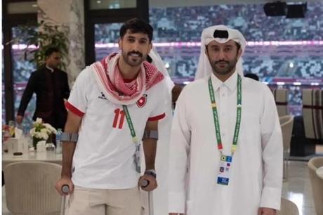 عاجل : الشيخ تميم يطمئن على يزن النعيمات 