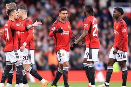 تعادل مُثير بين مانشستر يونايتد وبورنموث في الدوري الإنجليزي 