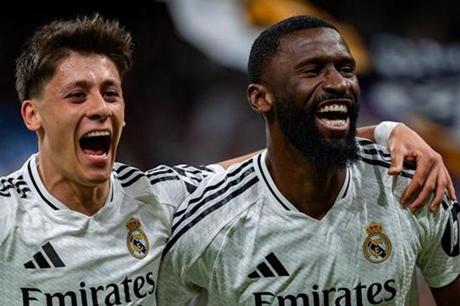 هل تعرض ريال مدريد لظلم تحكيمي أمام ألافيس؟ لجنة الحكام تجيب 