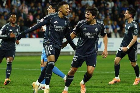 ريال مدريد يفوز بصعوبة على تالافيرا بكأس ملك إسبانيا 