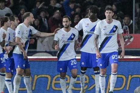 باستوني: فخور باهتمام برشلونة بخدماتي..ولكن 