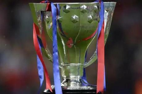 المبالغ المالية التي حصل عليها ريال مدريد وبرشلونة؟ 