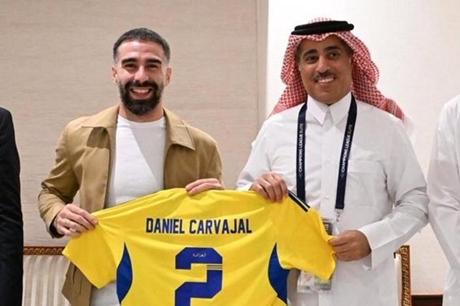 كارفخال يقترب من الرحيل وقطر الوجهة الأقرب 