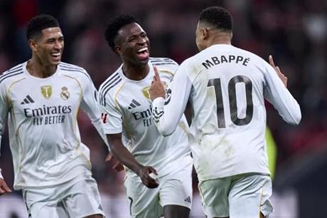 ريال مدريد في 2025.. وداع مودريتش وشكوك في حقبة ألونسو وأزمات في غرفة الملابس 