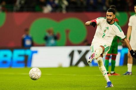 الجزائر تحجز مقعدها في ثمن نهائي كأس أمم إفريقيا 