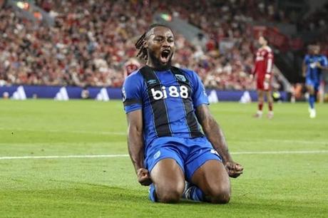 خطوة رسمية جديدة من مانشستر سيتي لحسم صفقة سيمينيو 