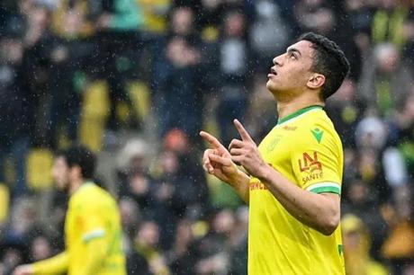 نجم منتخب المغرب مرشح لمجاورة مصطفى محمد في نانت الفرنسي 