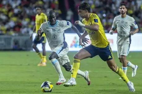 أجانب النصر ضد الاتفاق في الجولة 12 من الدوري السعودي 