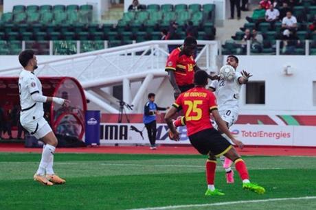 منتخب مصر يكتفي بالتعادل السلبي أمام أنجولا في أمم أفريقيا 