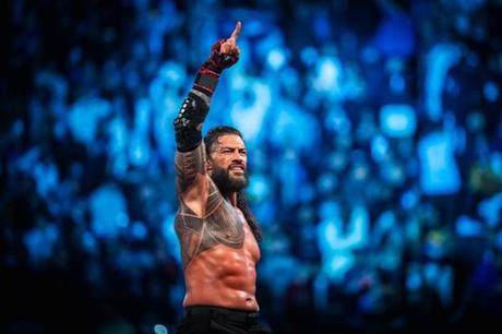 رومان رينز يتوج بلقب رويال رامبل 2026 