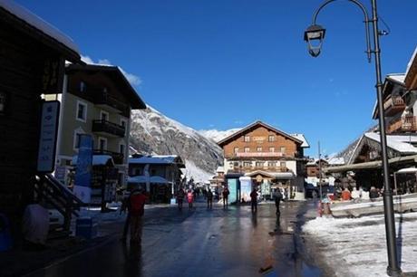 مخاوف من فيروس "نورو".. نجوم الهوكي يفكرون في مغادرة القرية الأولمبية 