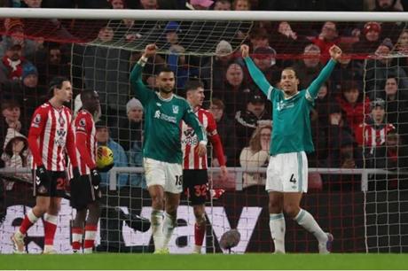 ليفربول يتخطي سندرلاند بالبريمييرليغ 