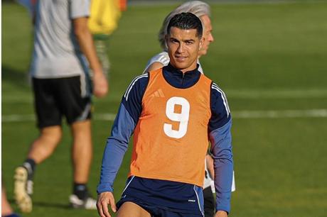 رونالدو يعلن جاهزيته لمواجهة الفتح 