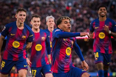 برشلونة يواجه جيرونا لإستعادة صدارة الدوري الإسباني 