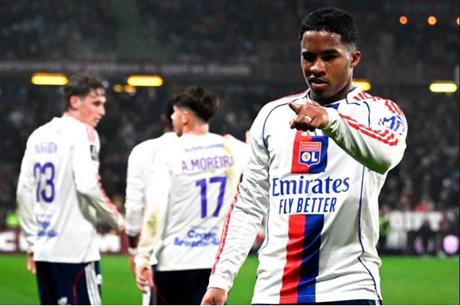 ريال مدريد يدرس بيع اندريك رغم تألقه مع ليون 