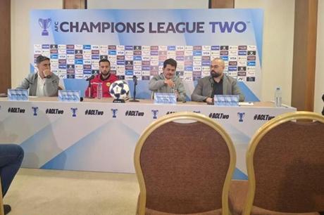 مدرب الحسين : لن نلعب امام الاستقلال بنفس خطة الذهاب 