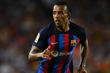 خبير تحكيمي يؤكد: برشلونة تَعرض للظُلم أمام جيرونا 