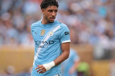 ليس الأهلي أو الزمالك.. عمر مرموش يختار الفريق الأكبر في مصر 