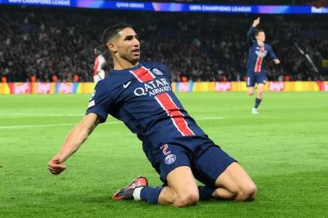 أشرف حكيمي يحقق رقما قياسيا في دوري أبطال أوروبا 