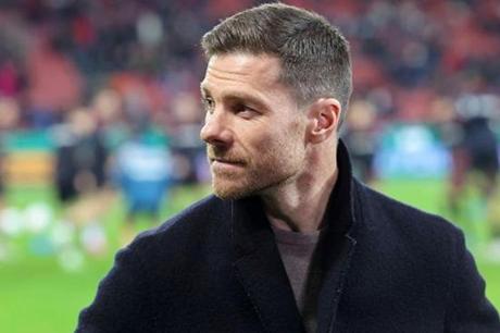 تشابي يَرفض وظيفته الأولى بعد ريال مدريد 