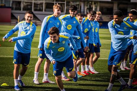 غافي يعود لتدريبات برشلونة بعد غياب 5 أشهر 