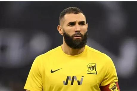 عاجل : تطور مفاجئ في صفقة انتقال بنزيما إلى الهلال السعودي 